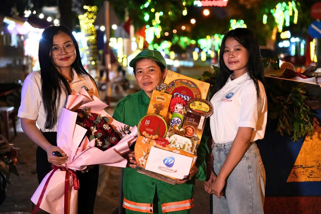 Dịch vụ hỗ trợ khách hàng 24/7 của f168 Okvip cho người chơi cá cược Việt Nam